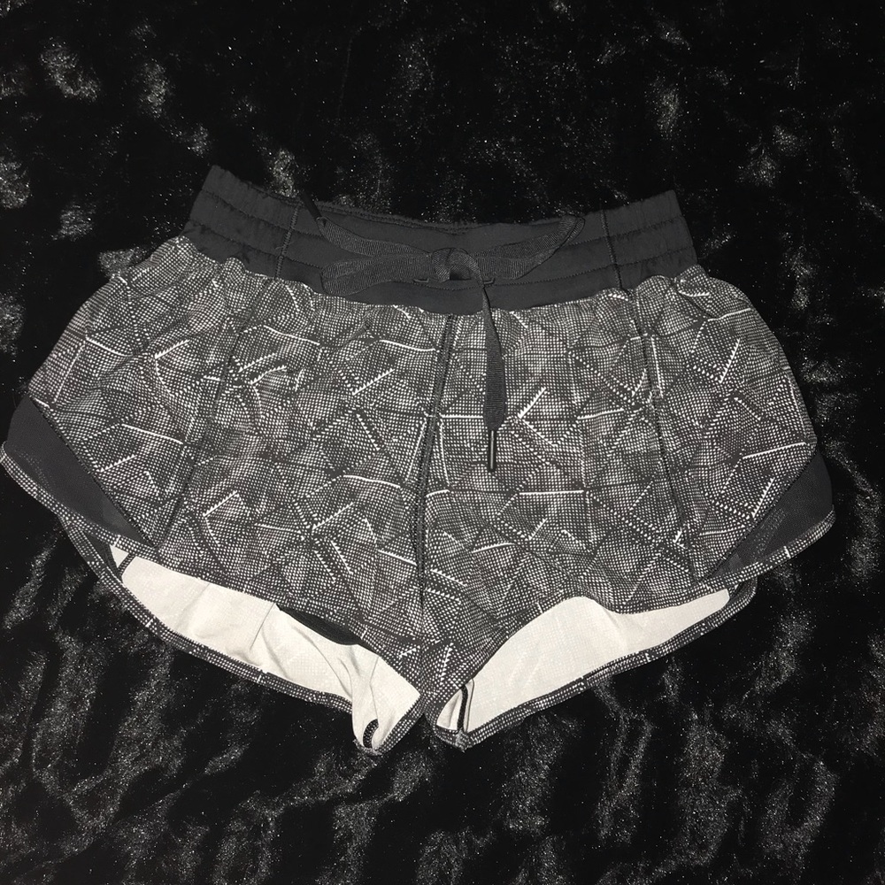 Lululemon Hotty Hot Short!